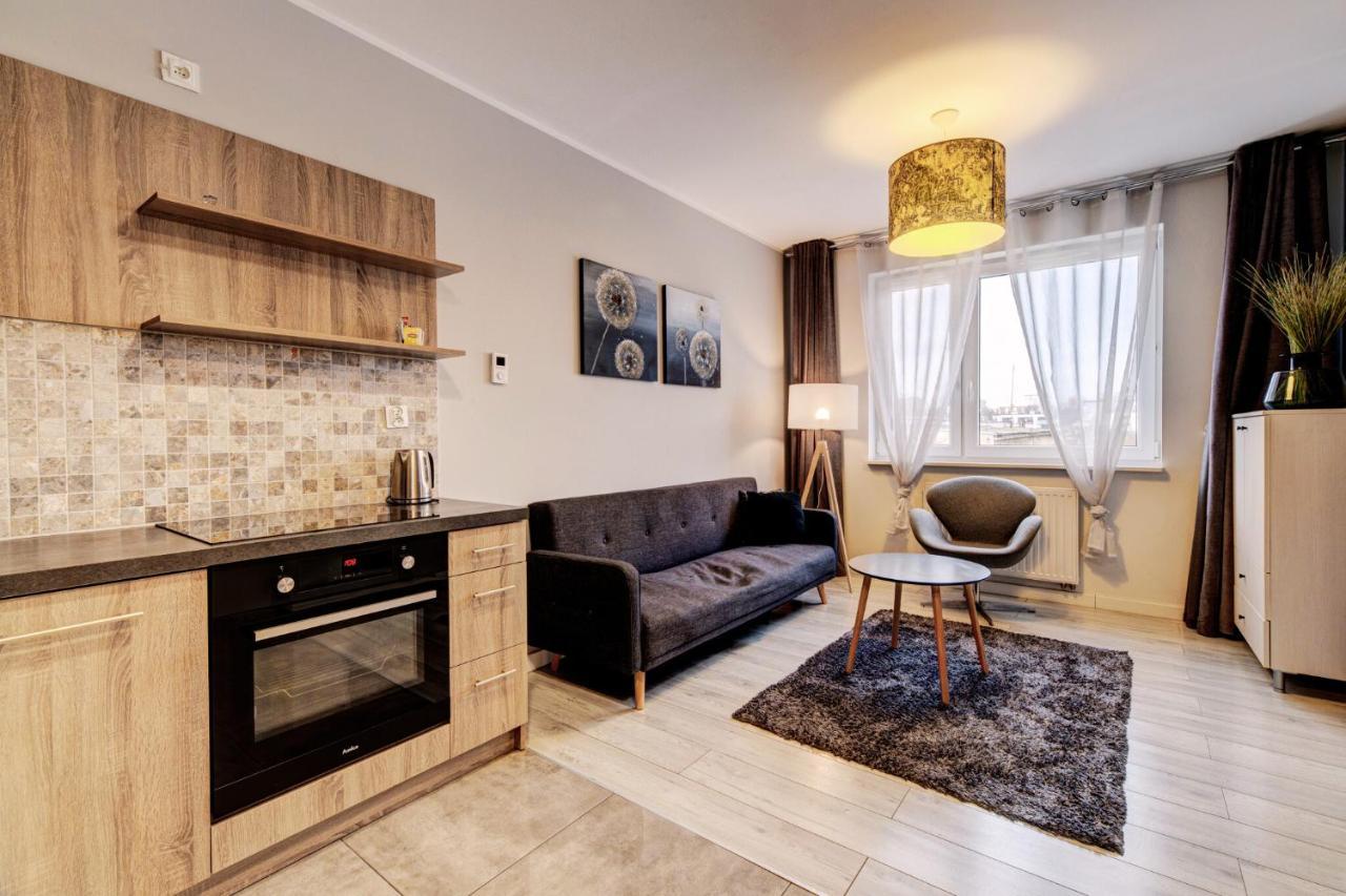 Allure Nautica Aparthotel Щецин Экстерьер фото
