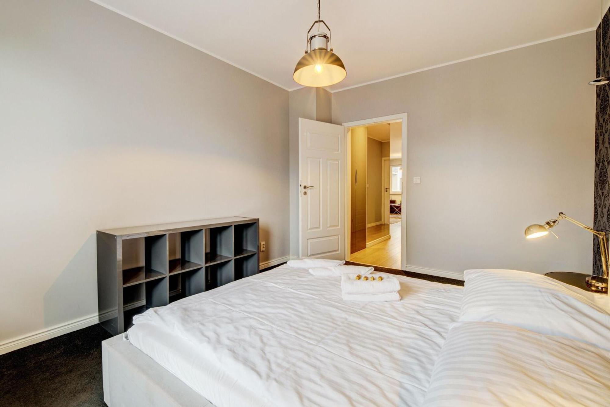 Allure Nautica Aparthotel Щецин Экстерьер фото